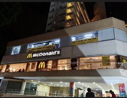 Queensway Tower / Queensway Shopping Centre (D3), Retail #455874021